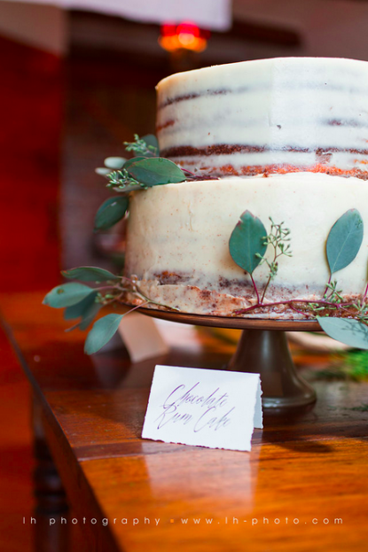 Wedding Cake Ideas, LH Photography, Wild Acres Farm, A Chair Affair Event Rentals, Orlando Chair Rentals