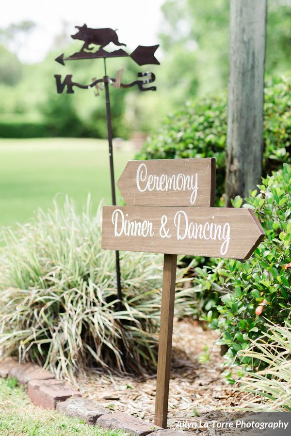 elegant rustic ranch wedding signage