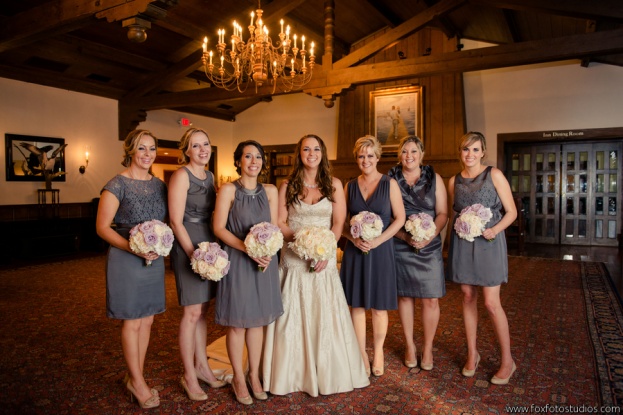 StAugustineAmphitheater_FoxFotography_AChairAffair_BrideBridesmaids