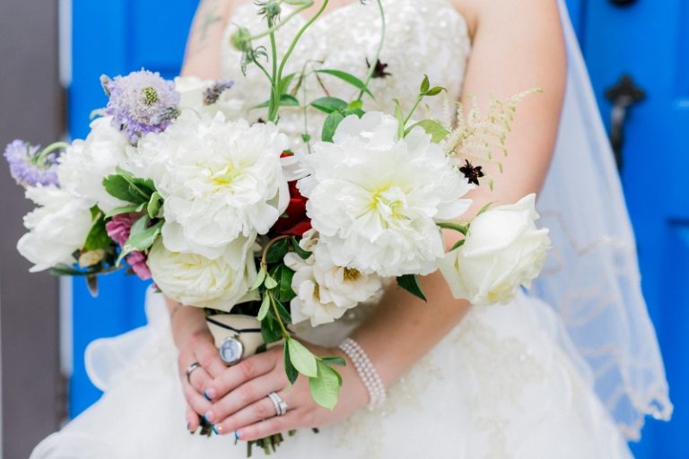 bridal bouquet red white and blue wedding (800x533)