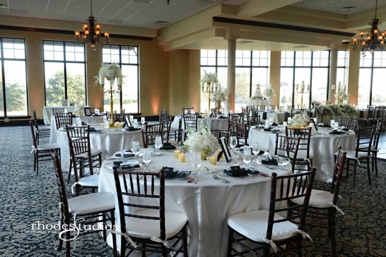 classic white wedding reception decor