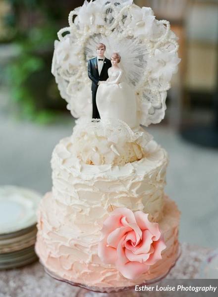 downtown lakeland wedding cake (2)