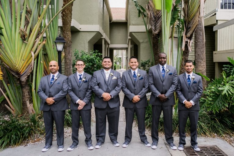 groomsmen red white and blue wedding (800x533)