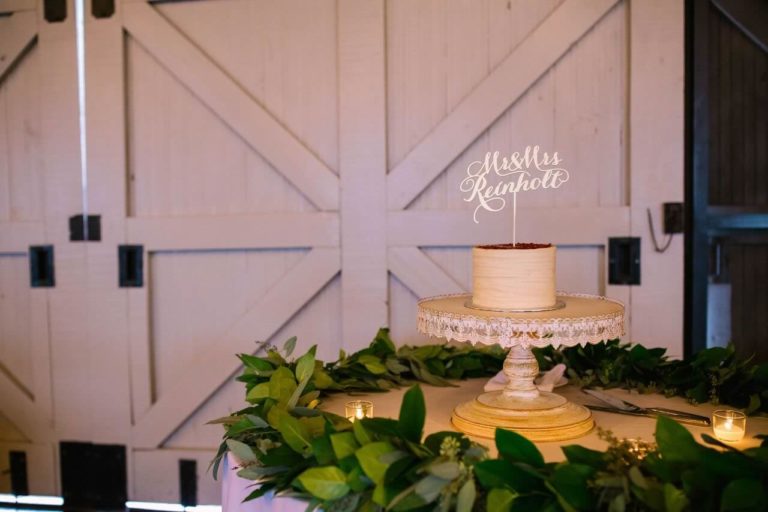 winter park farmers market wedding cake