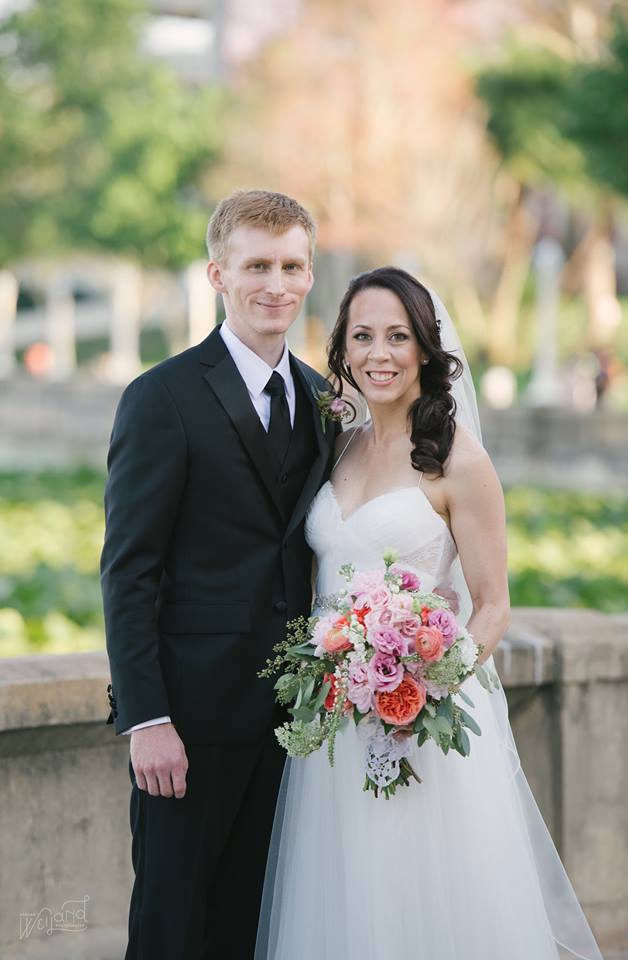 Lake Mirror Wedding couple