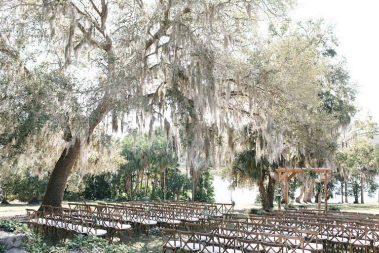 Sydonie Mansion wedding ceremony