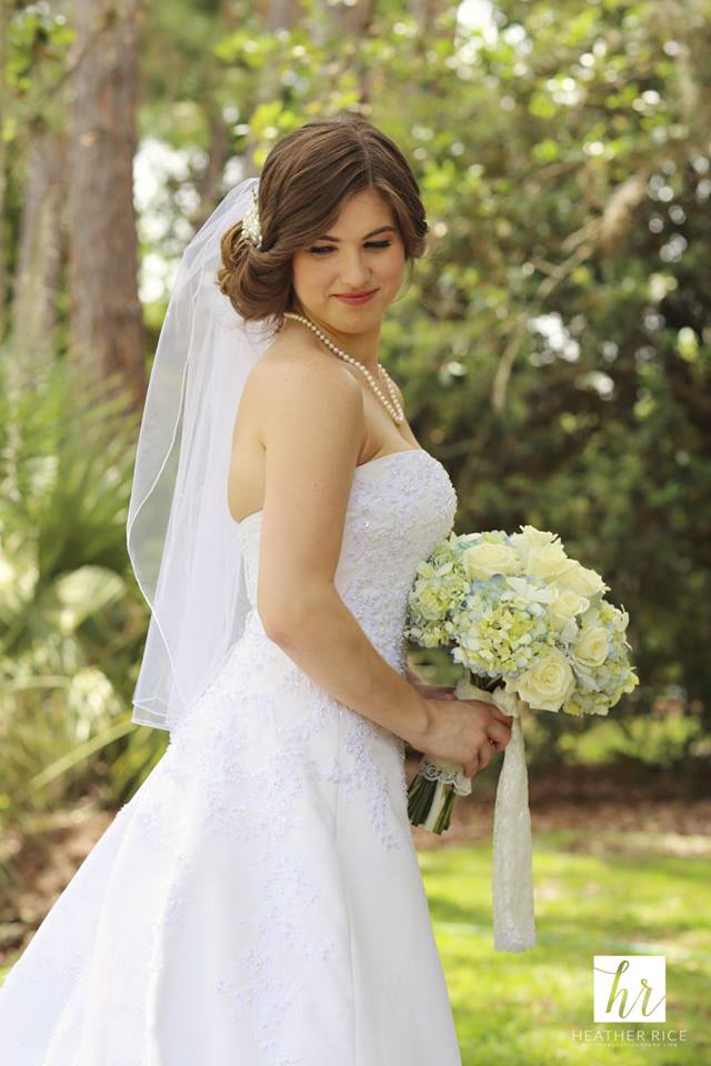 MIssion Inn Resort Wedding bride