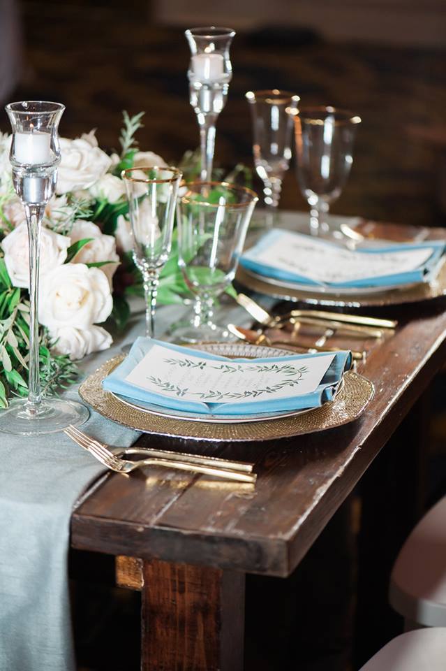 Westgate Resorts wedding mahogany table