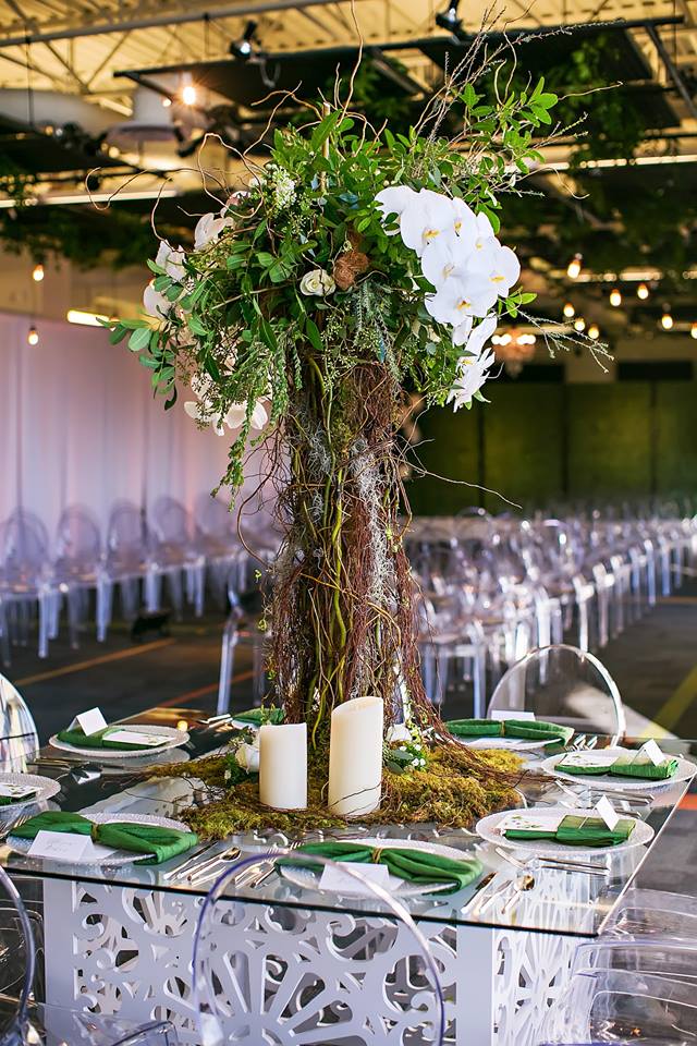 Garden Inspired Wedding geo glass table