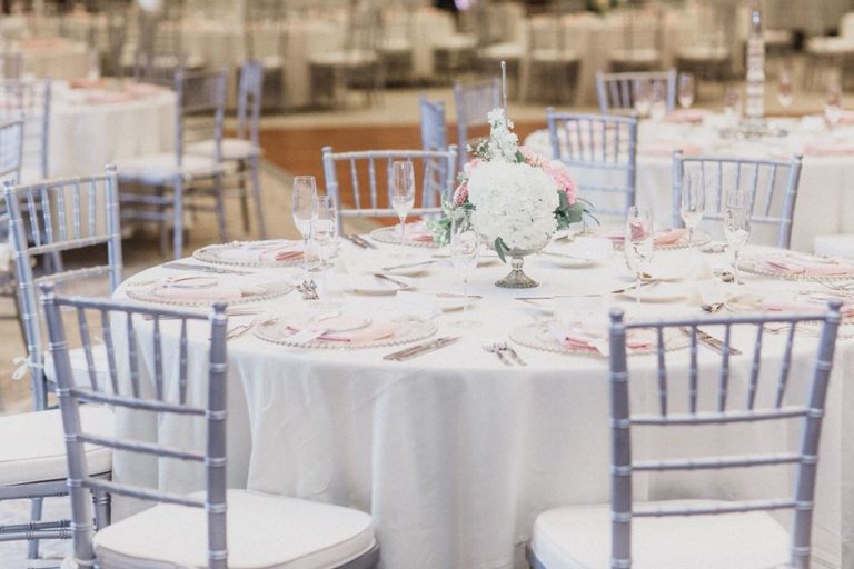 Alfond Inn Wedding A Chair Affair chiavari chairs belmont charger candelabras