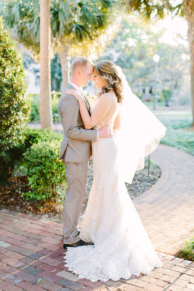 Casa Feliz Wedding A Chair Affair couple 1