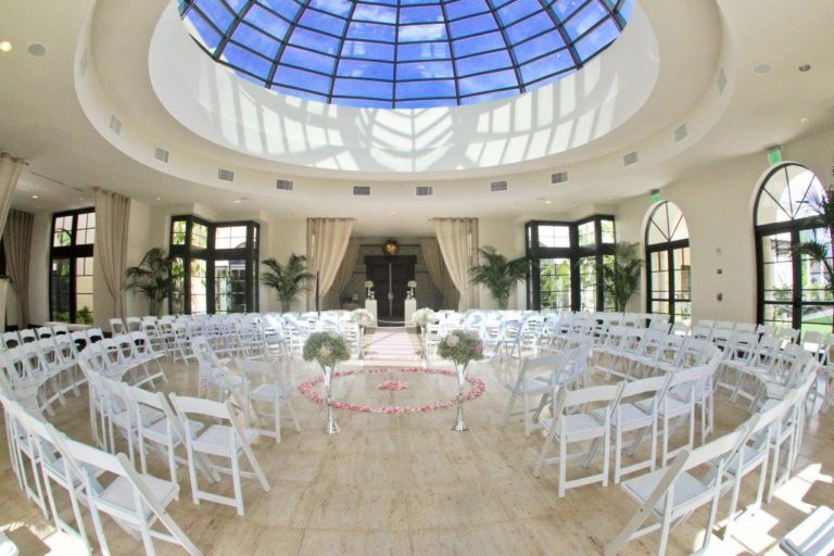 The Alfond Inn, A Chair Affair