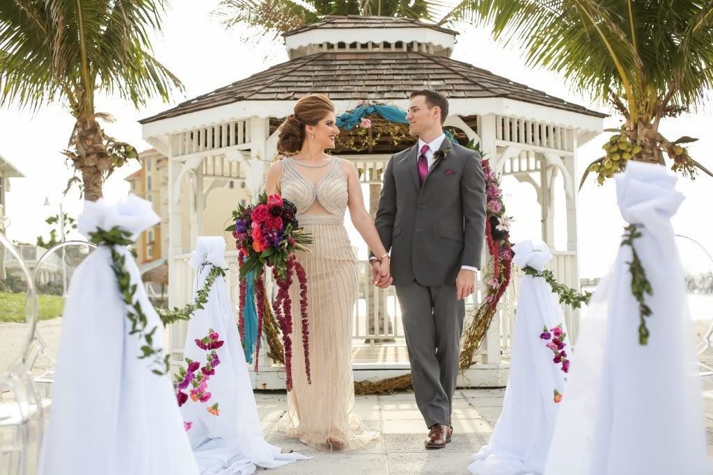 Isla del Sol Wedding Shoot-A Chair Affair-Ghost Chairs with Couple