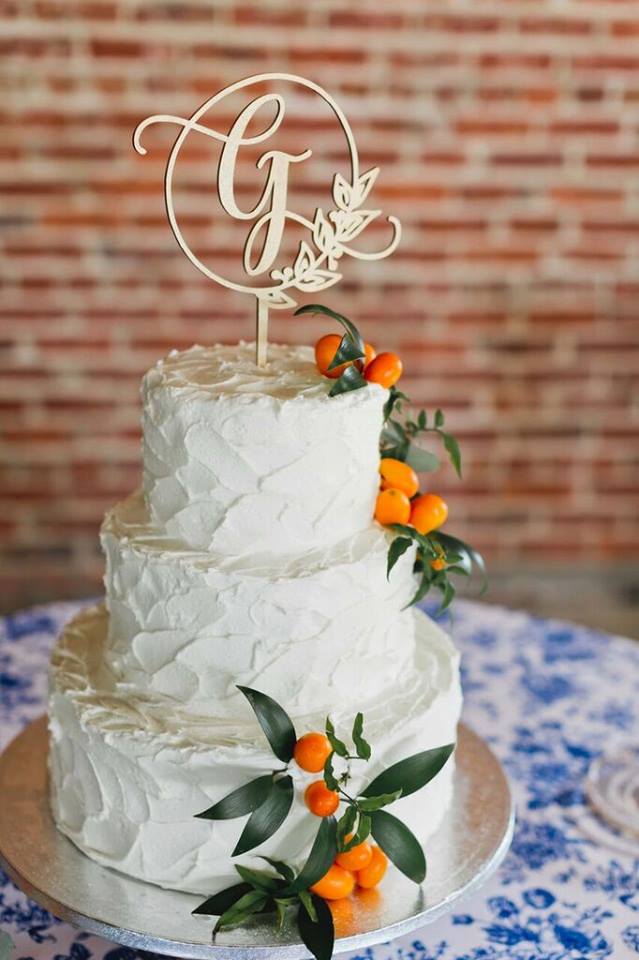 morean center a chair affair wedding cake