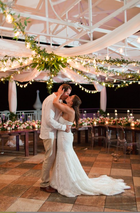 natural glam Don CeSar wedding