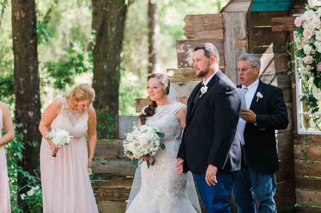 Bridle Oaks Barn classic country wedding