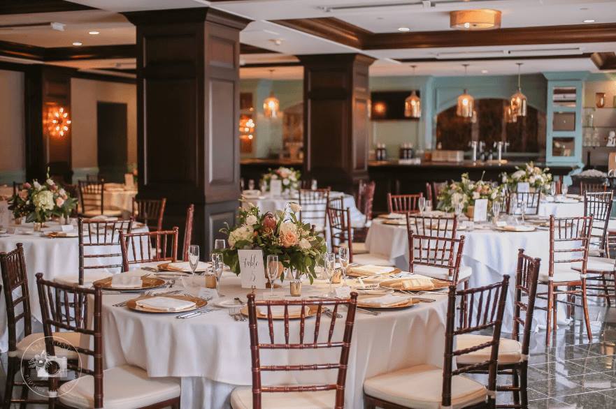 charming vinoy renaissance st.petersburg wedding a chair affair mahogany  chiavari chairs - A Chair Affair, Inc.