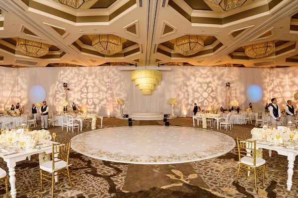 Four Seasons Resort Wedding, A Chair Affair