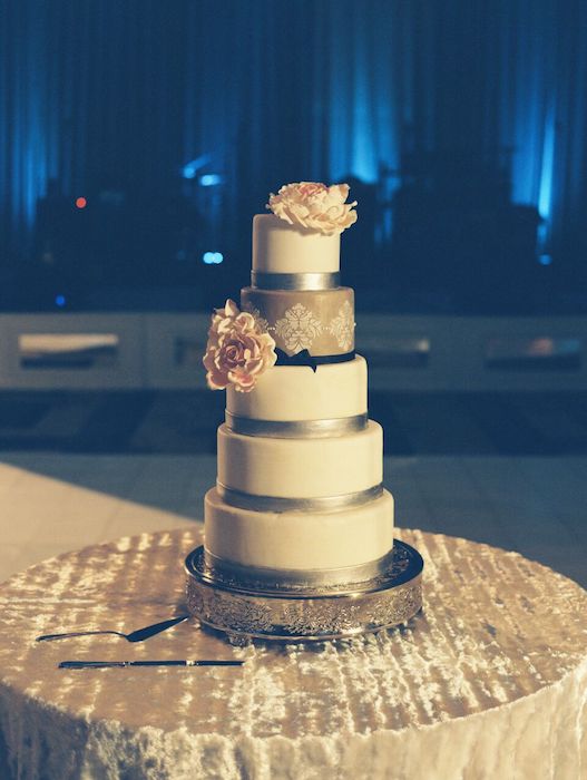 Ritz Carlton Orlando Wedding Cake