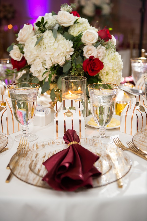 Highland Manor, Gold wedding, A Chair Affair