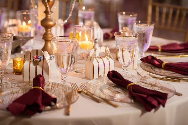 Highland Manor, Gold wedding, A Chair Affair