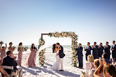 romantic-garden-wedding-the-don-cesar-a-chair-affair