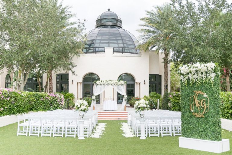 Alfond Inn ceremony decor