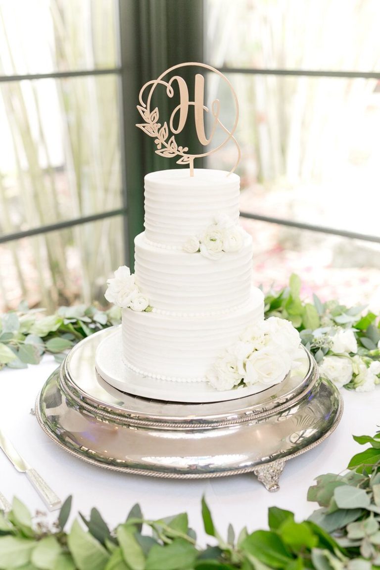 Alfond Inn wedding cake