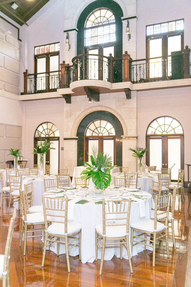 Isleworth Country Club-A Chair Affair-Modern tropical wedding