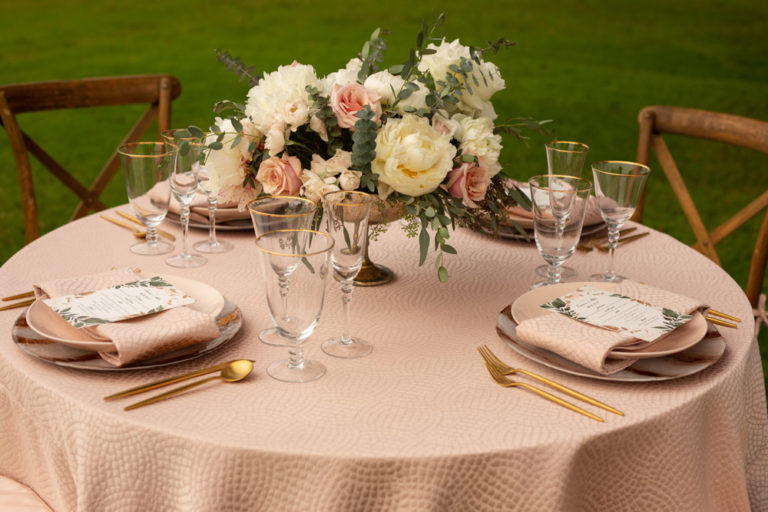 gold rimmed stemware at Tuscawilla Country Club