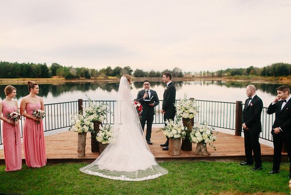 skyline-ranch-garden and gold wedding