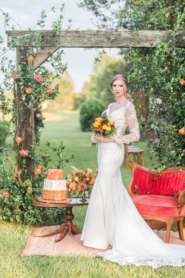 Enchanted Barn-Fall in Love Styled Shoot- A Chair Affair