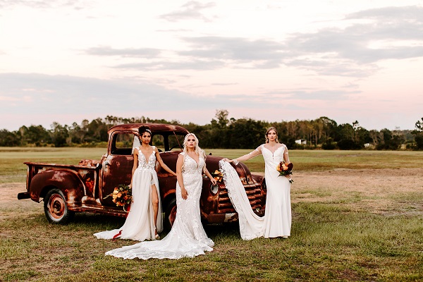 Enchanted Barn-Fall in Love Styled Shoot- A Chair Affair