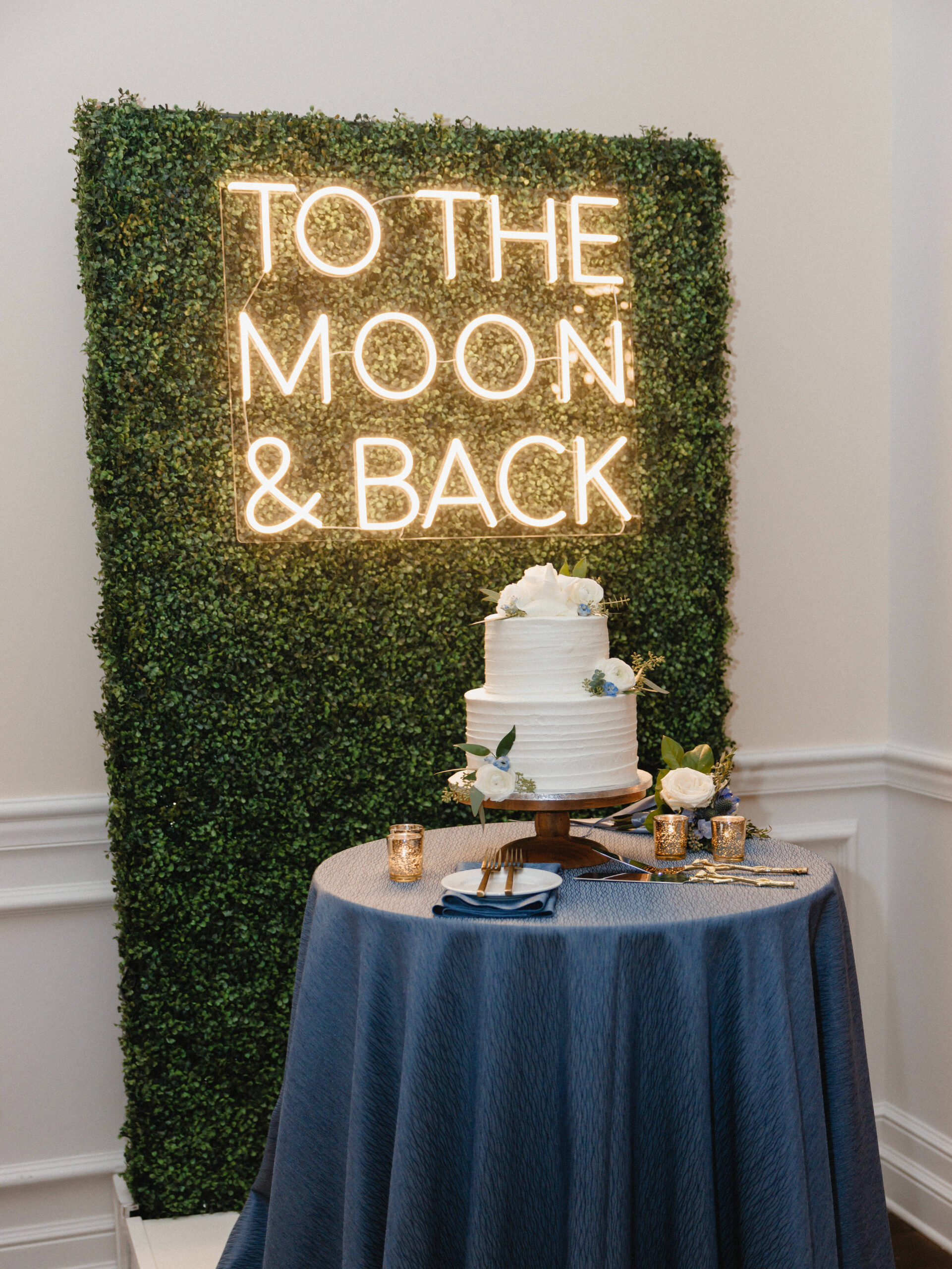 Cake-Table-Reception