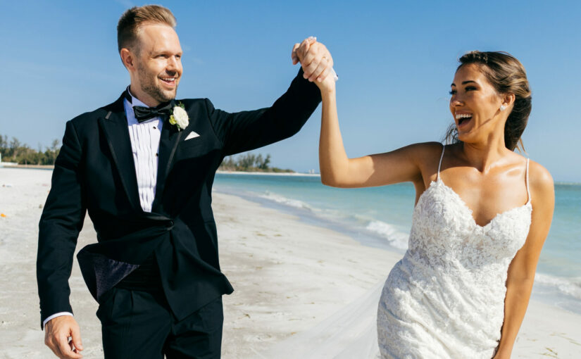 Island Glamour Meets Timeless Style: A Stunning Sarasota Wedding