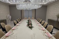 Achieving Regal Grandeur at a Grand Hall Styled Shoot