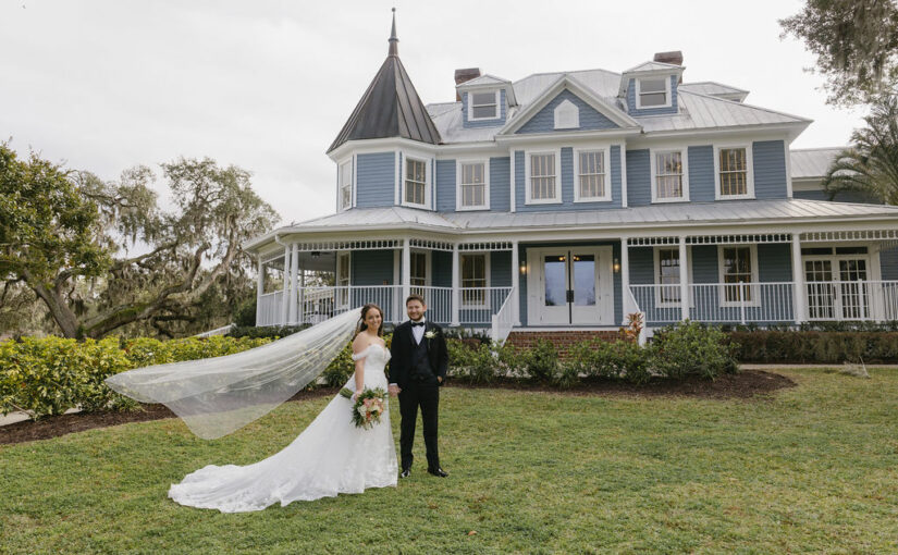Bride and Groom in front of Highland Manor in Apopka, FL. Reception was at Highland Manor with Grace Etched Blush Water Goblets from A Chair Affair. Orlando Weddings. Orlando Wedding Rentals. Wedding Rentals Orlando. Central Florida Wedding Rentals. Florida Goblet Rentals.