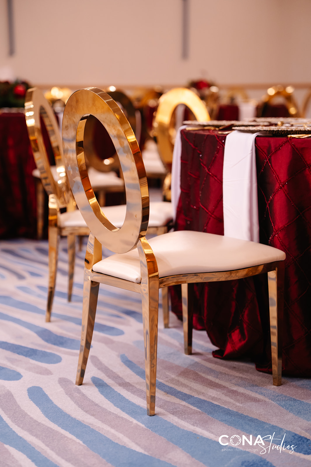 Gold Oscar Chair Euro Gold Flatware and Gold and White Petal Chargers from A Chair Affair. Central Florida Weddings. Orlando Weddings. Orlando Events. Central Florida Rentals. Charger Rentals Orlando. Chair Rentals Orlando. Flatware Rentals Orlando.