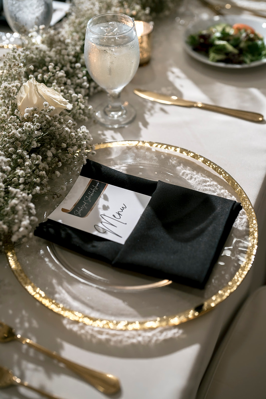 Place setting with Gold Rim Chargers from A Chair Affair. Sunken Gardens. St Petersburg Weddings. St Petersburg Wedding Rentals. Tampa Weddings. Tampa Wedding Rentals. Wedding Rentals Tampa. Chiavari Rentals Tampa. Chiavari Rentals Central Florida. Charger Rentals Tampa. Charger Rentals Central Florida
