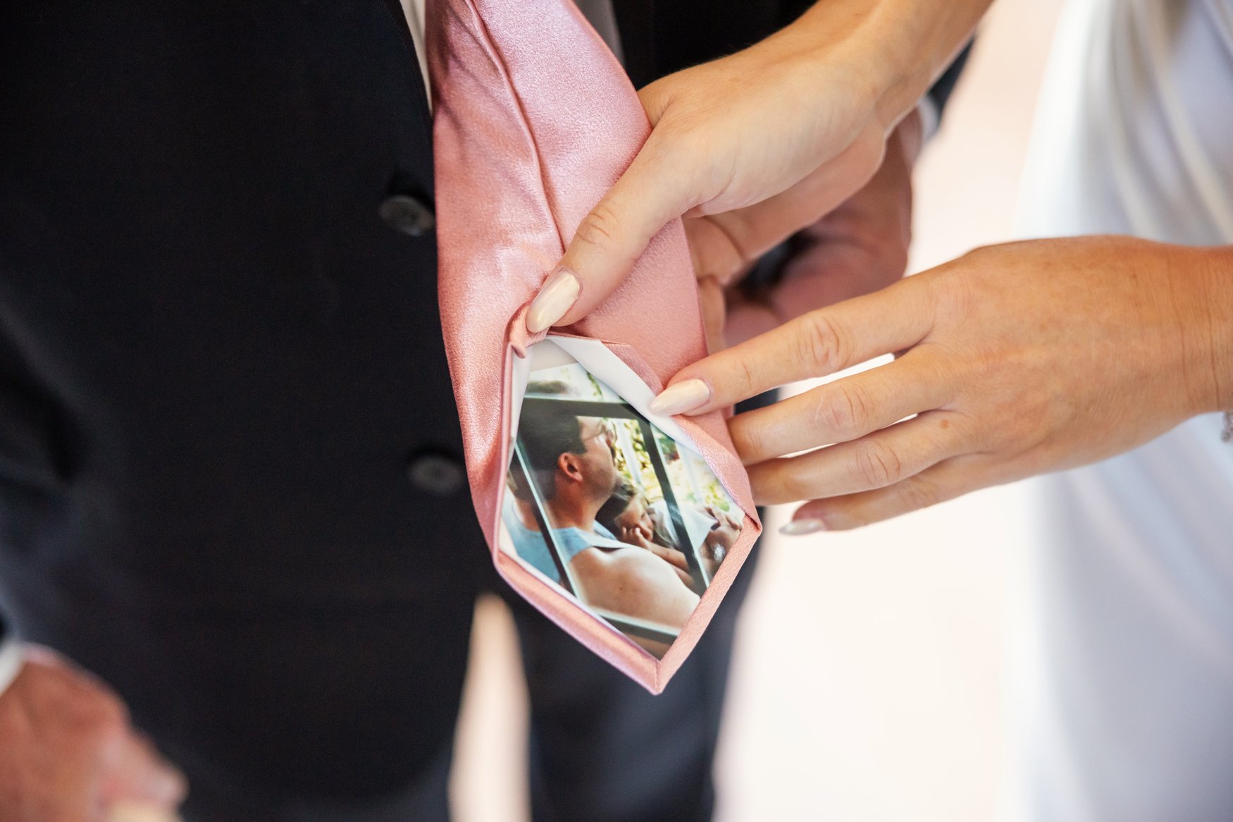 Picture inside the father of the brides tie