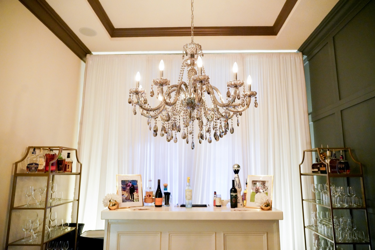 Cece Back Bar in Gold